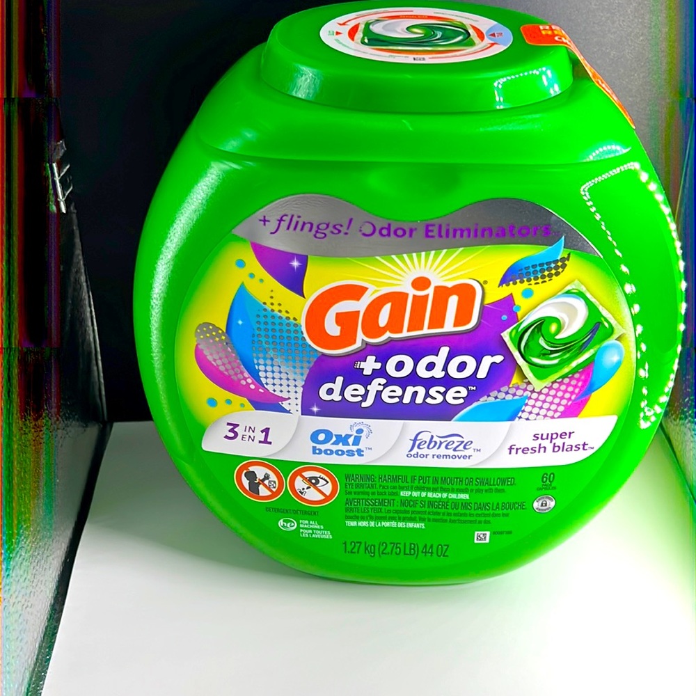 Gain laundry detergent odor+defense